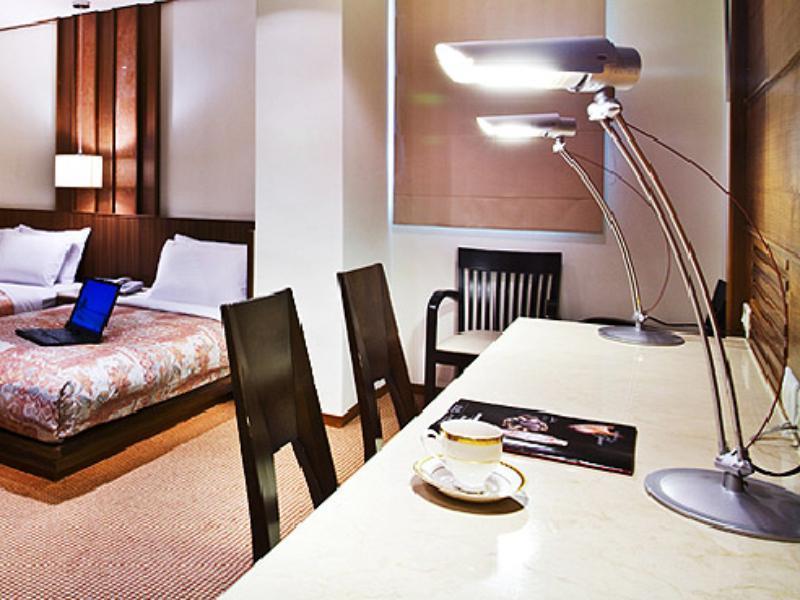 Kao Yuan Hotel - Zhong Shan Tchaj-čung Exteriér fotografie