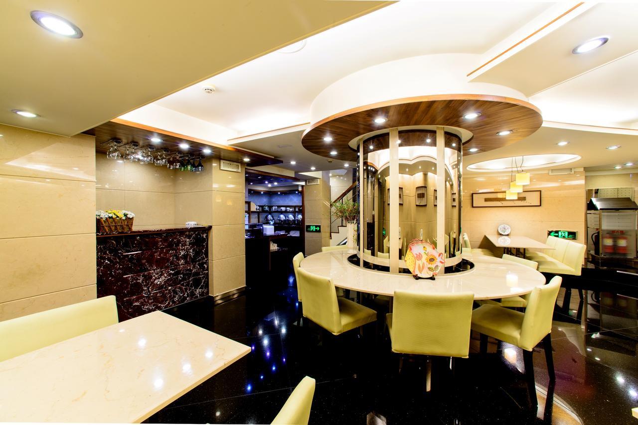 Kao Yuan Hotel - Zhong Shan Tchaj-čung Exteriér fotografie
