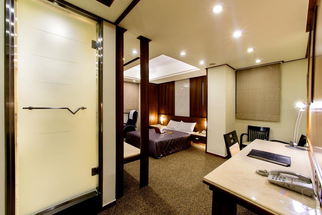 Kao Yuan Hotel - Zhong Shan Tchaj-čung Exteriér fotografie