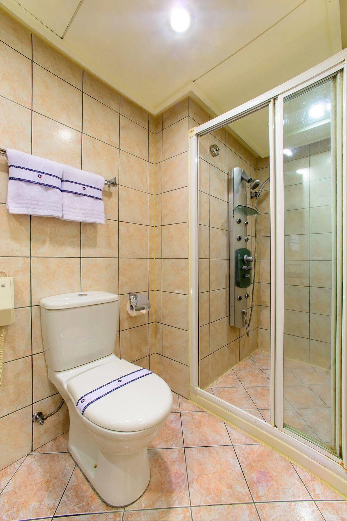 Kao Yuan Hotel - Zhong Shan Tchaj-čung Exteriér fotografie