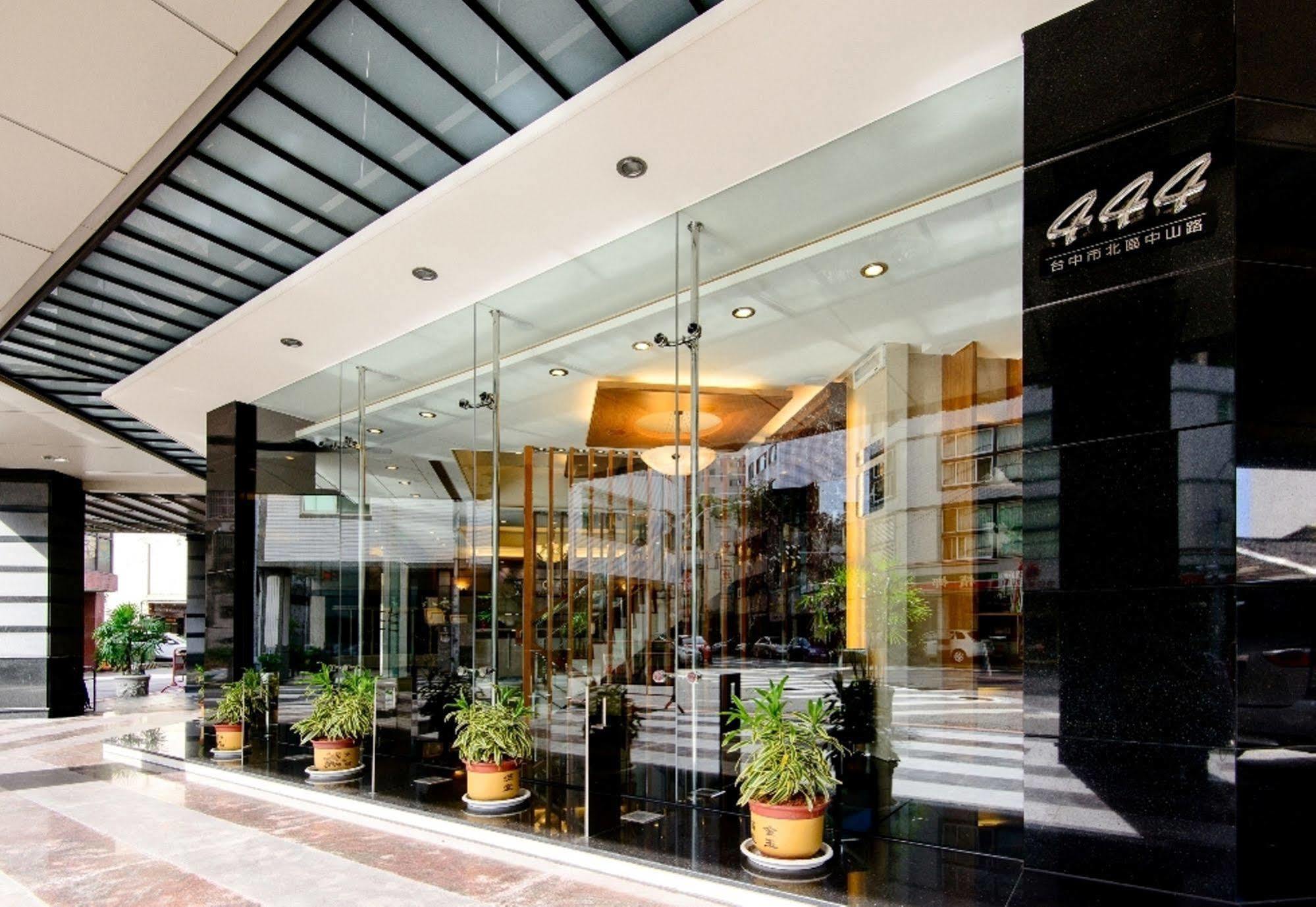 Kao Yuan Hotel - Zhong Shan Tchaj-čung Exteriér fotografie