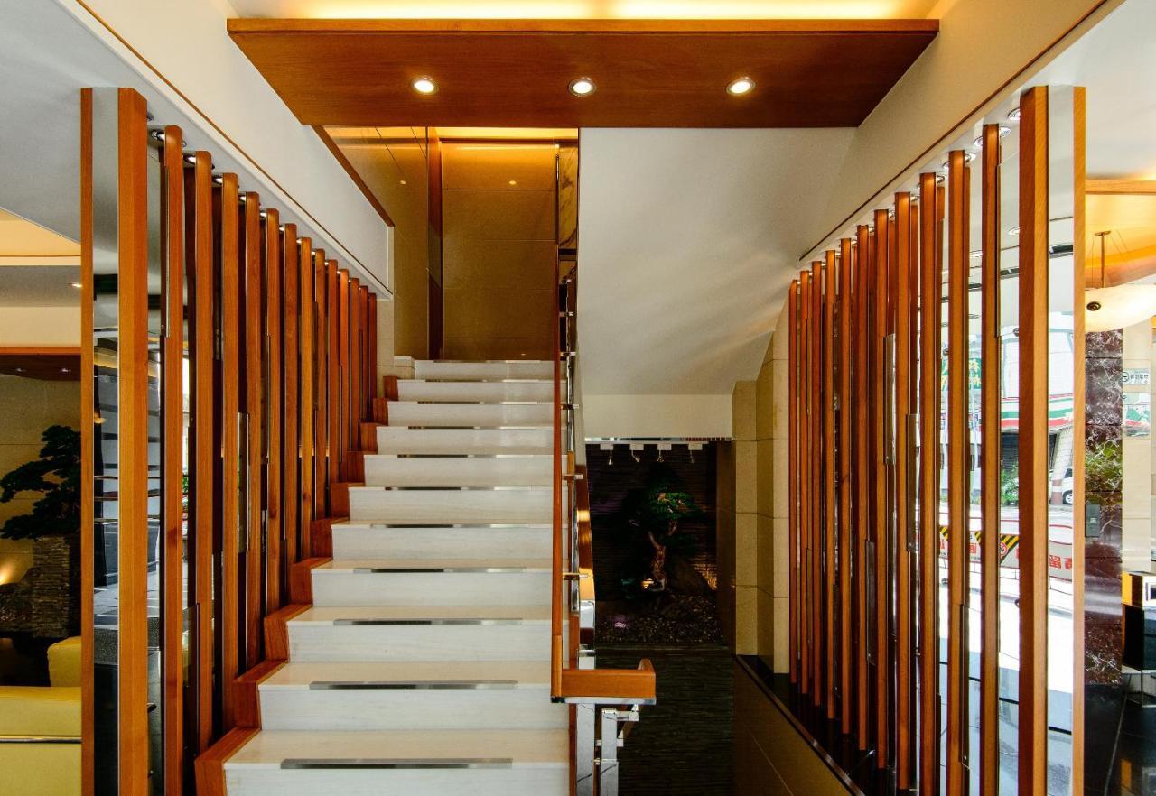 Kao Yuan Hotel - Zhong Shan Tchaj-čung Exteriér fotografie
